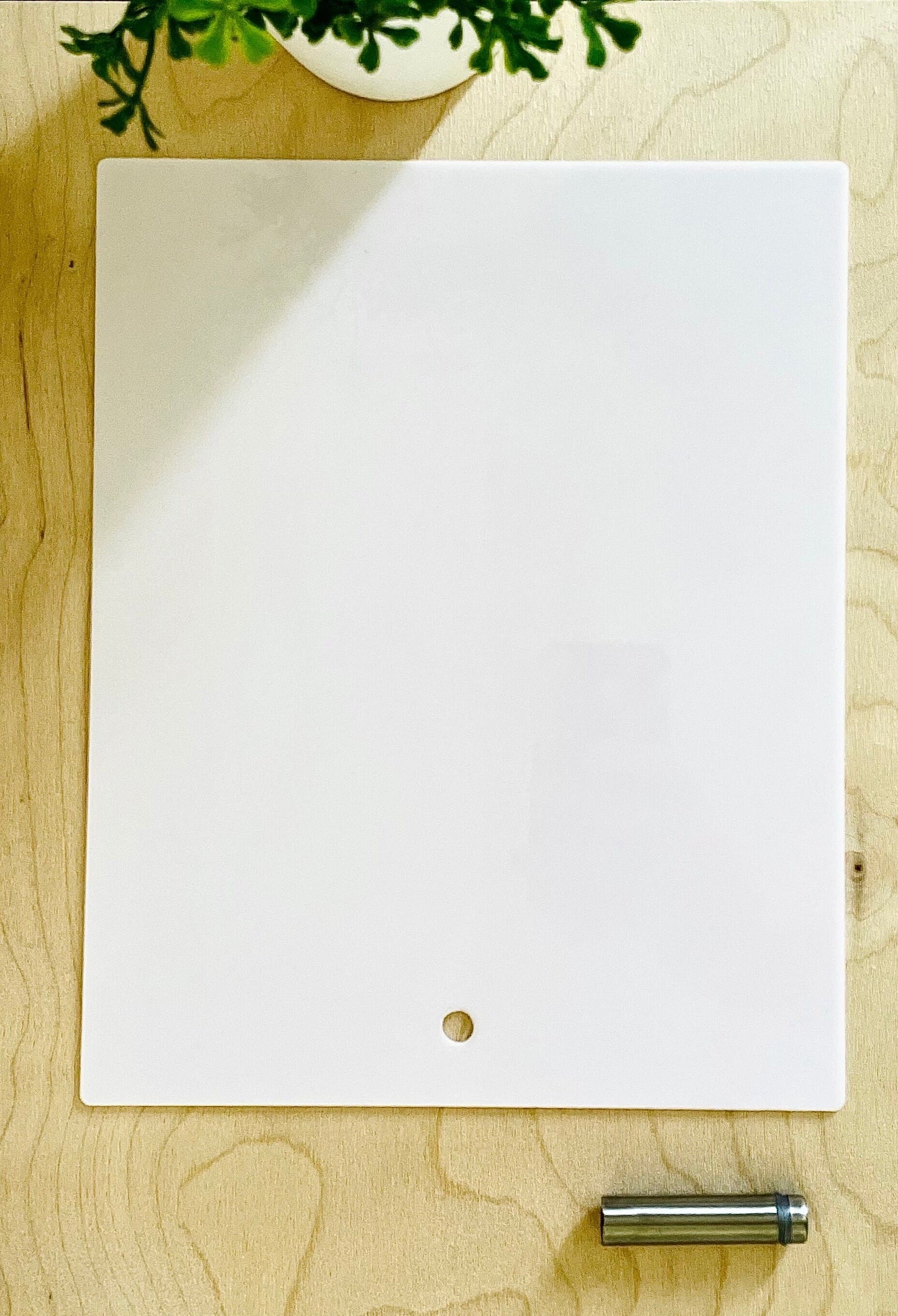 Plaque professionnelle LOGO et QR code personnalisé en acrylique