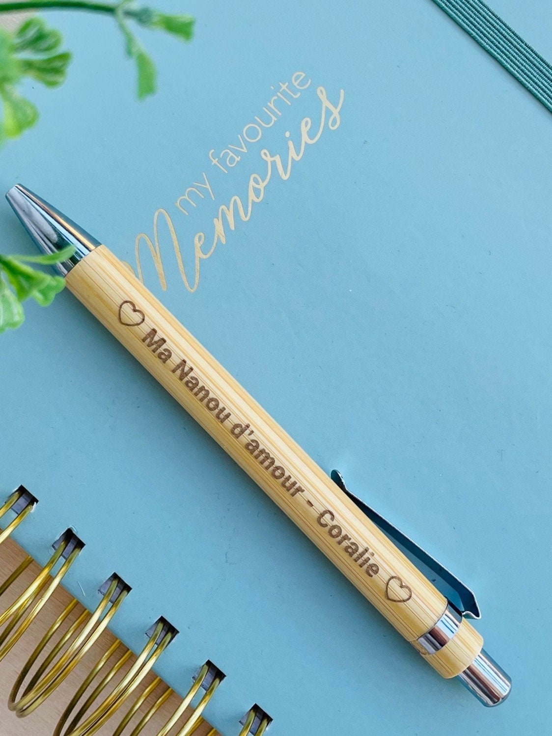 Coffret Cadeau en bois Personnalisé Fête des Pères/Papi/Parrain; Décapsuleur, sous-verre, porte clé, bouchon gravee