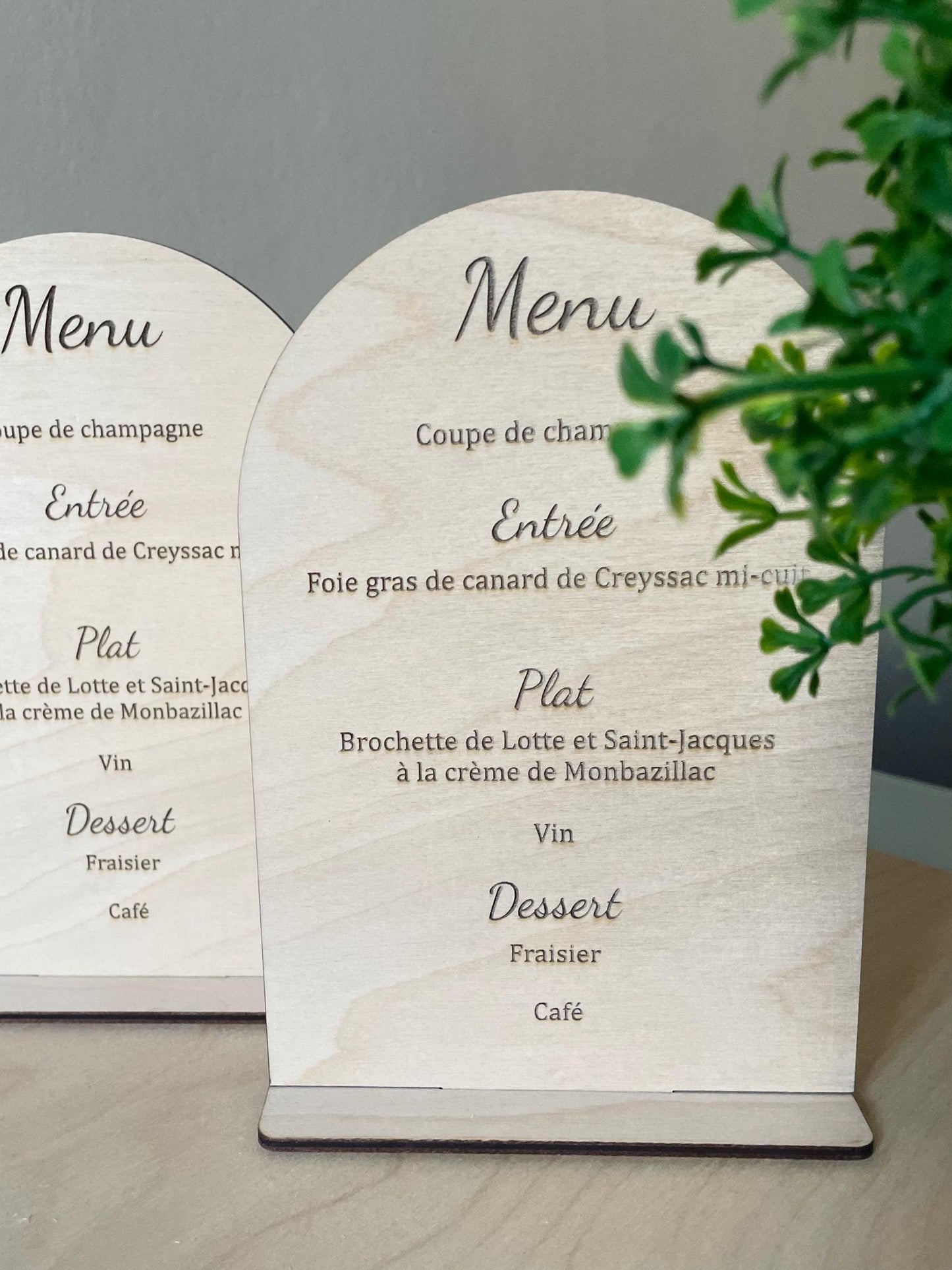 Menu de table mariage gravé en bois personnalisable