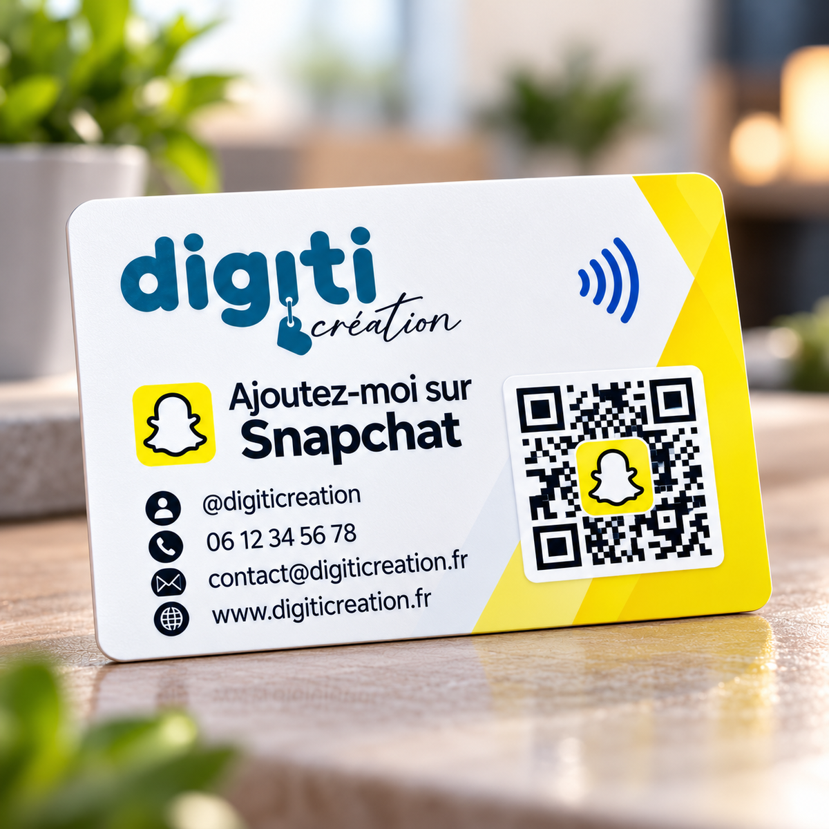 Dimensions de la carte NFC Snapchat en PVC au format carte bancaire 85,6 x 54 mm avec QR Code