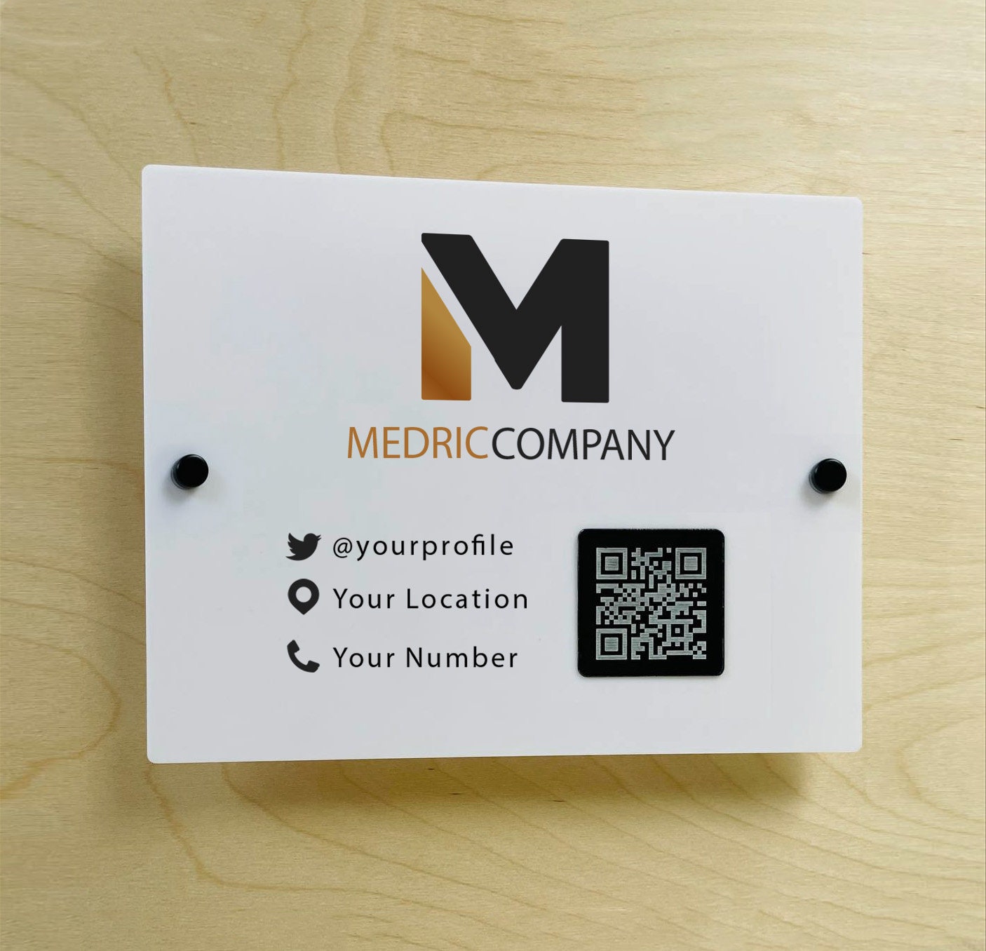 Plaque professionnelle LOGO et QR code personnalisé en acrylique/ Panneaux publicitaires intérieur/ Logo et texte en vinyl adhésif