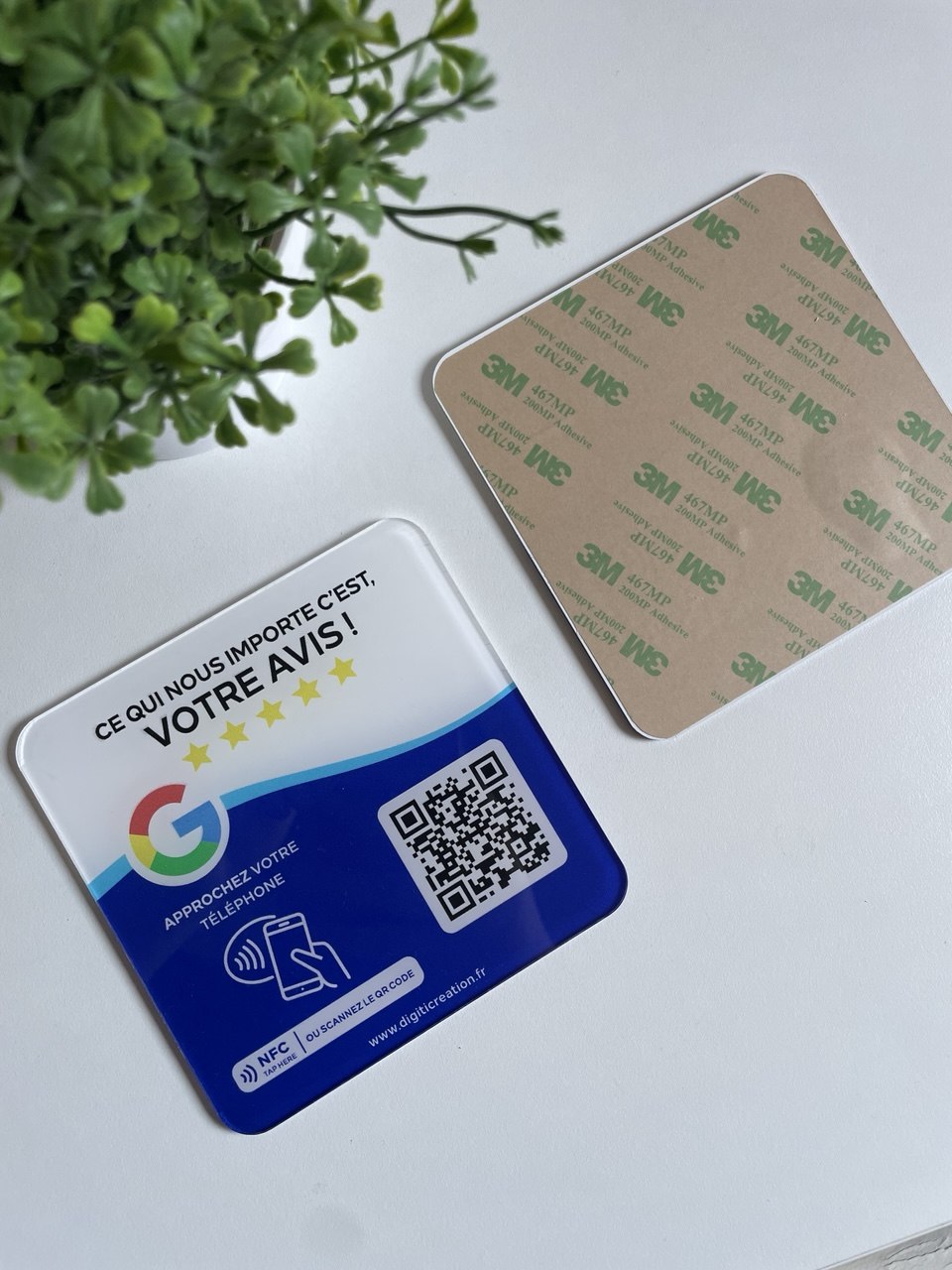 Plaque avis Google NFC personnalisée pour recueillir les avis clients