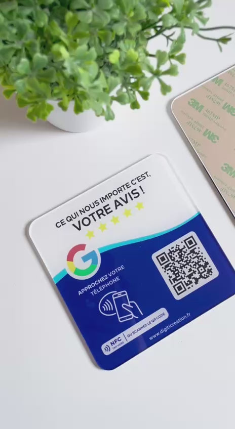 Plaque NFC Google Avis avec QR code pour collecter facilement les avis clients